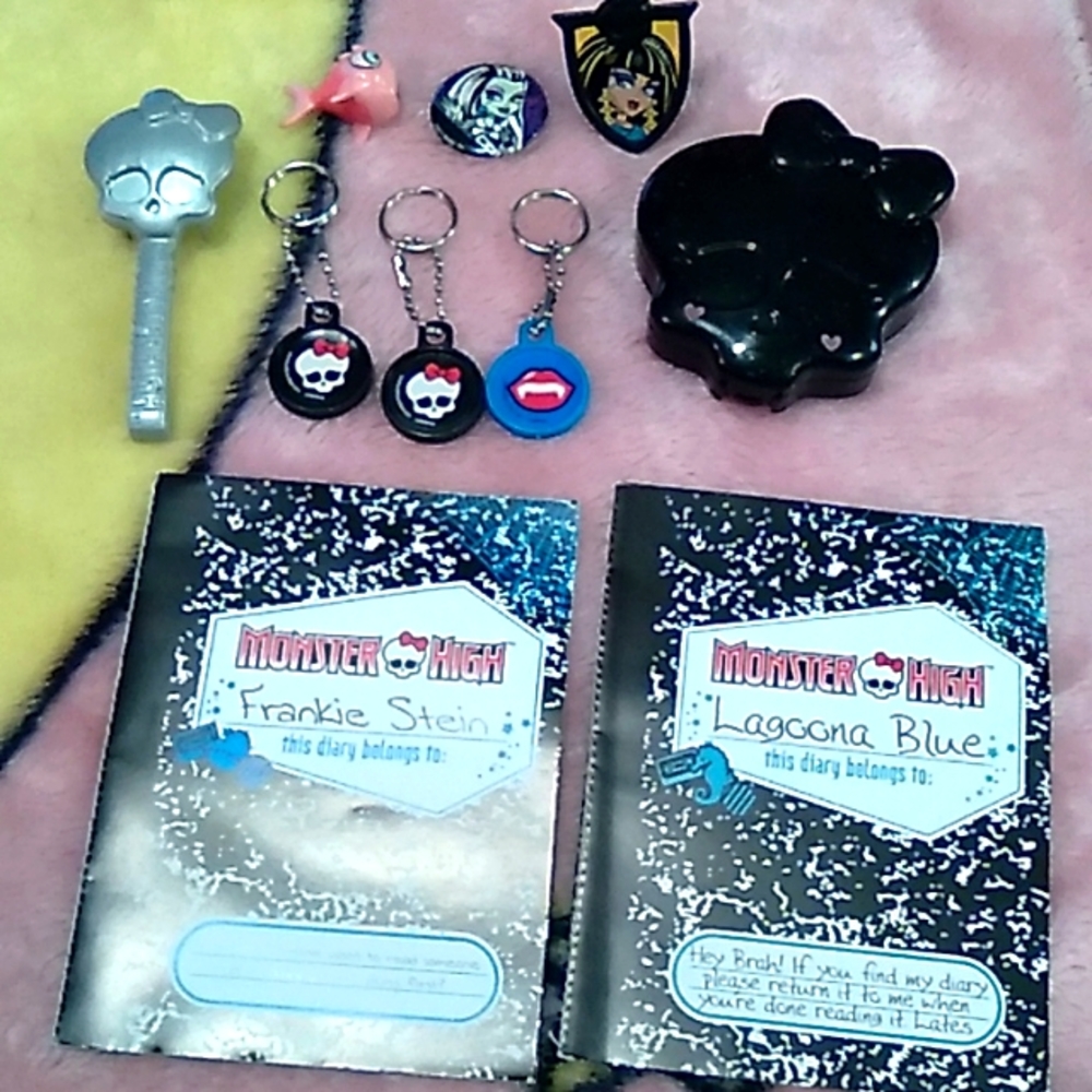Mini monster high bundle